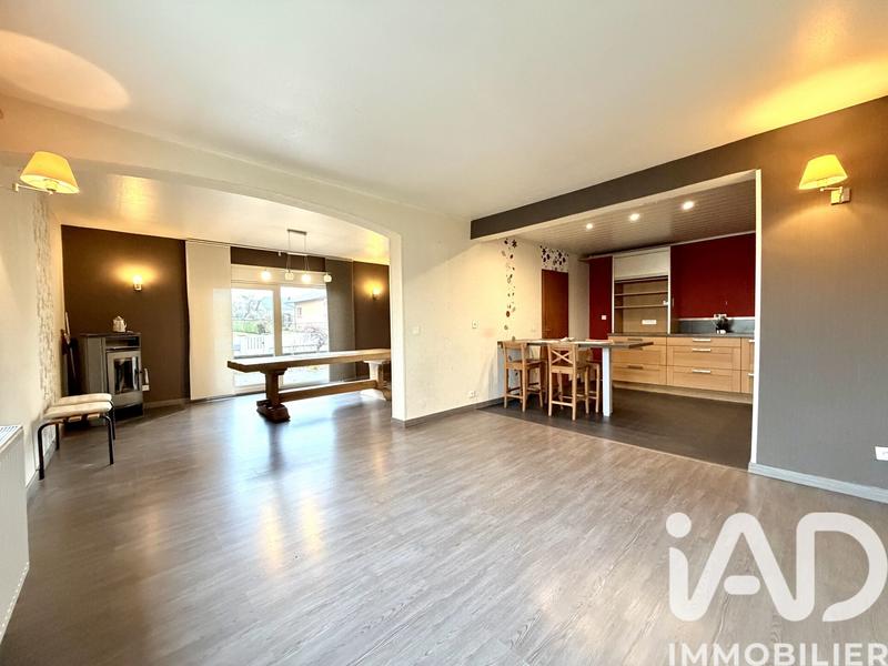 Maison - 239 m² - 5 pièces