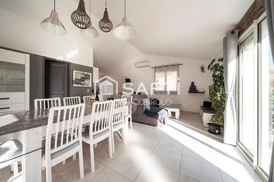 Villa - 252 m² - 9 pièces