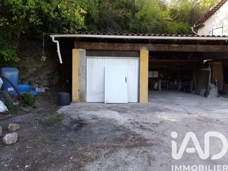 Maison - 318 m² - 10 pièces