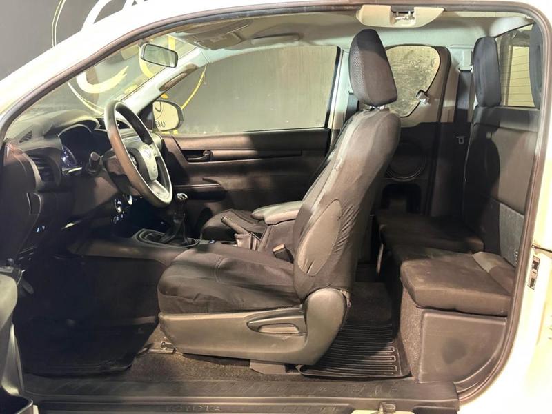 Toyota Hilux 2.4 d-4d Xtra cabine Awd 150ch Attelage, Bluetooth, Climatisation