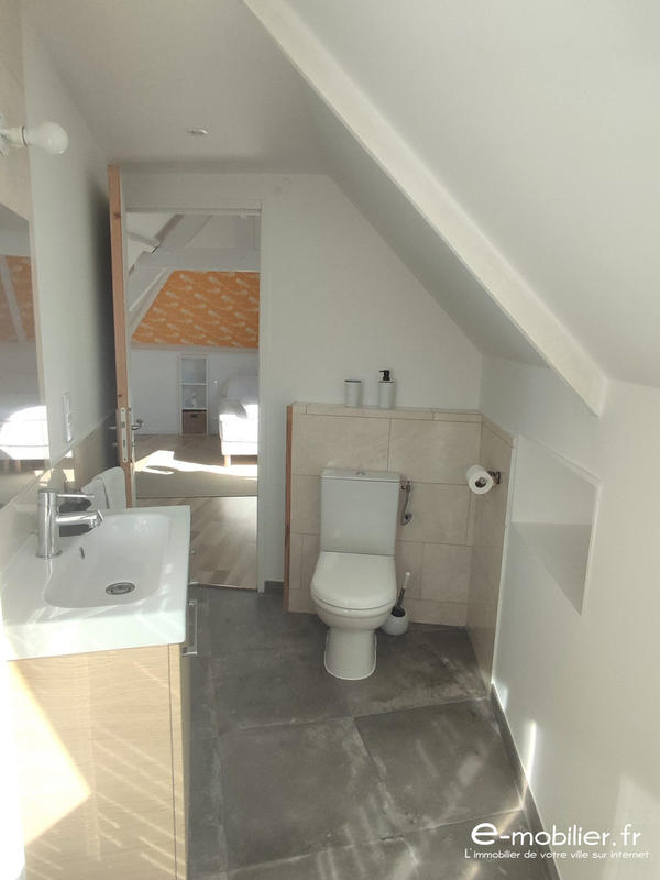 Maison - 183 m² - 8 pièces