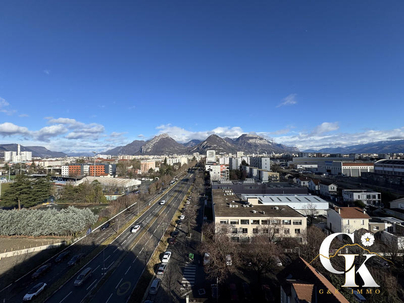 Appartement - 132 m² - 5 pièces