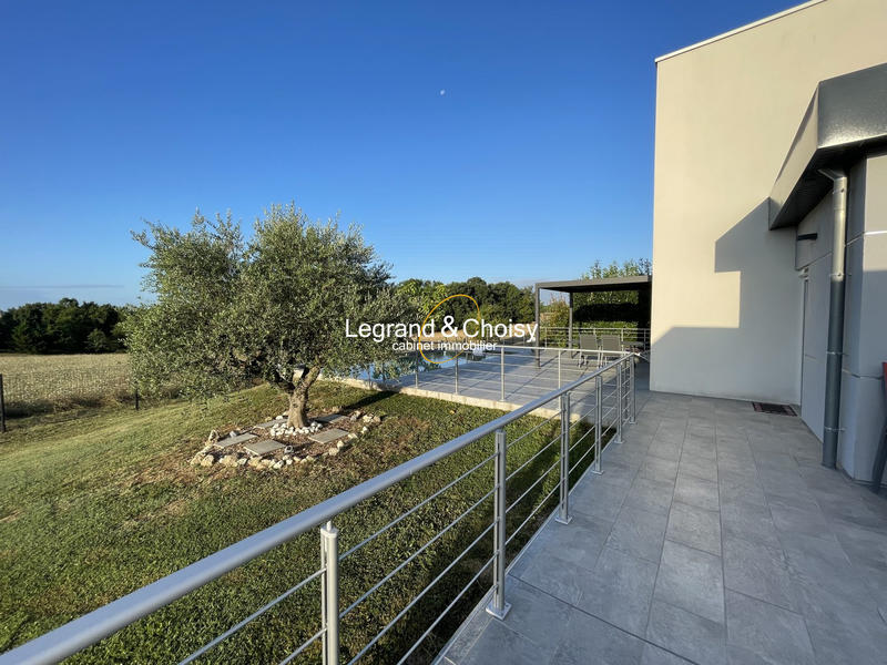 Villa - 181 m² - 6 pièces
