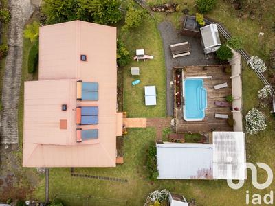 Maison - 238 m² - 13 pièces