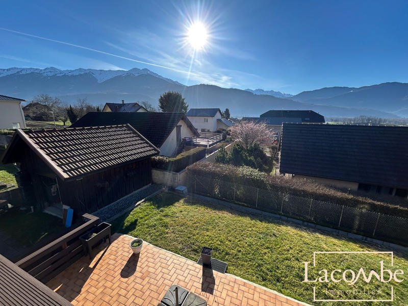 Maison - 106 m² - 5 pièces