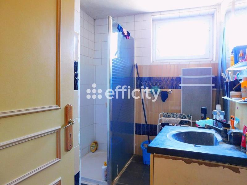 Immeuble - 224 m² - 6 pièces