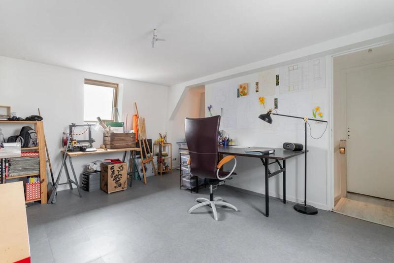 Maison - 229 m² - 8 pièces