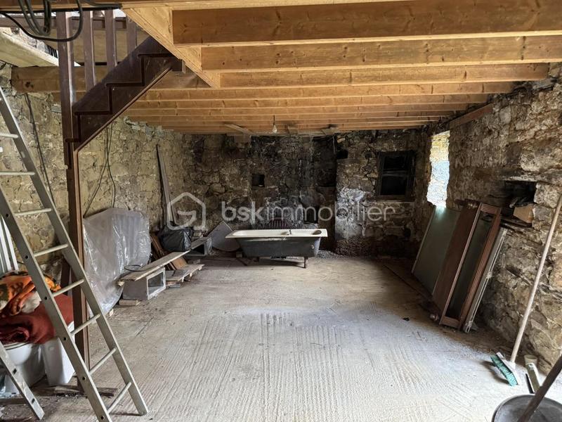 Corps de ferme - 106 m² - 6 pièces