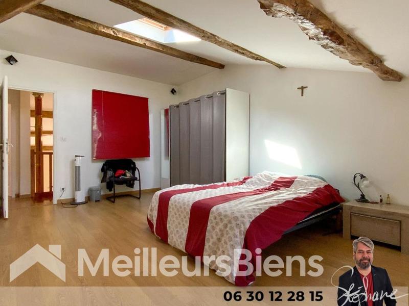 Maison - 220 m² - 9 pièces