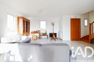 Maison - 94 m² - 4 pièces