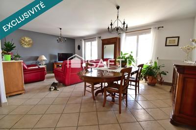 Maison - 104 m² - 4 pièces