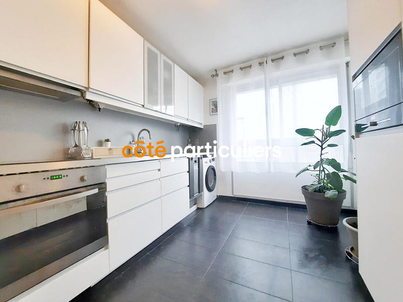 Appartement - 81 m² - 3 pièces