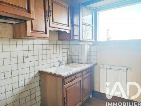 Maison - 99 m² - 5 pièces