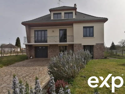 Maison - 161 m² - 6 pièces