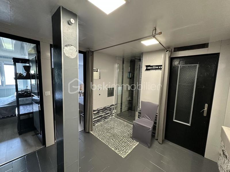 Maison ancienne - 180 m² - 7 pièces