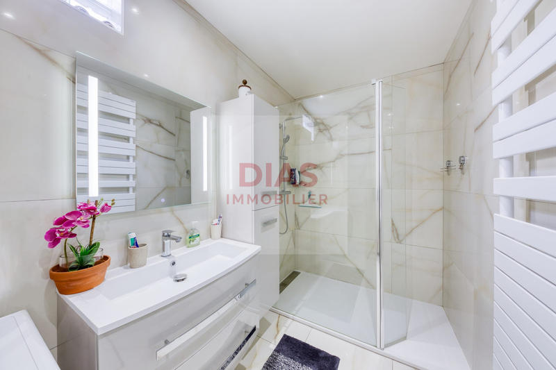 Maison - 126 m² - 1 pièce