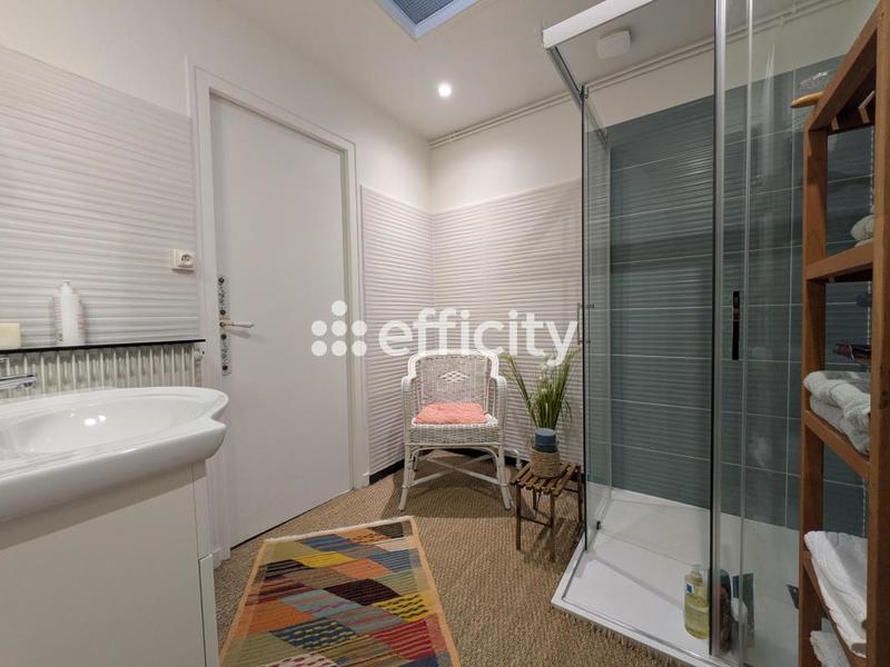 Appartement - 310 m² - 8 pièces