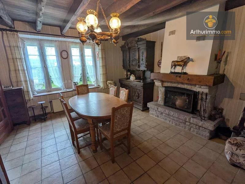 Maison - 104 m² - 5 pièces