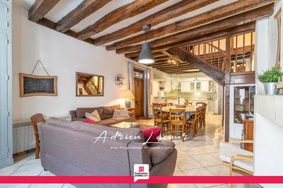 Maison - 110 m² - 6 pièces