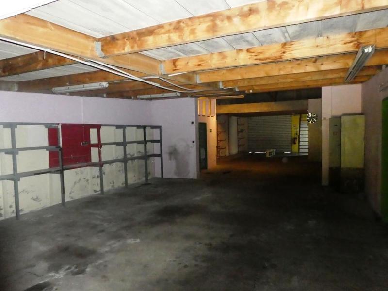 Local d'activité / Entrepôt - 260 m²