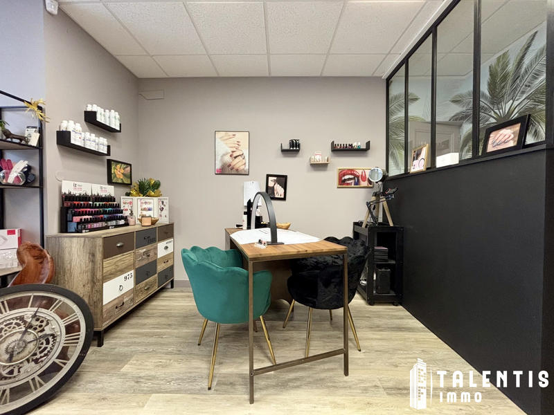 Local d'activités - 69 m²