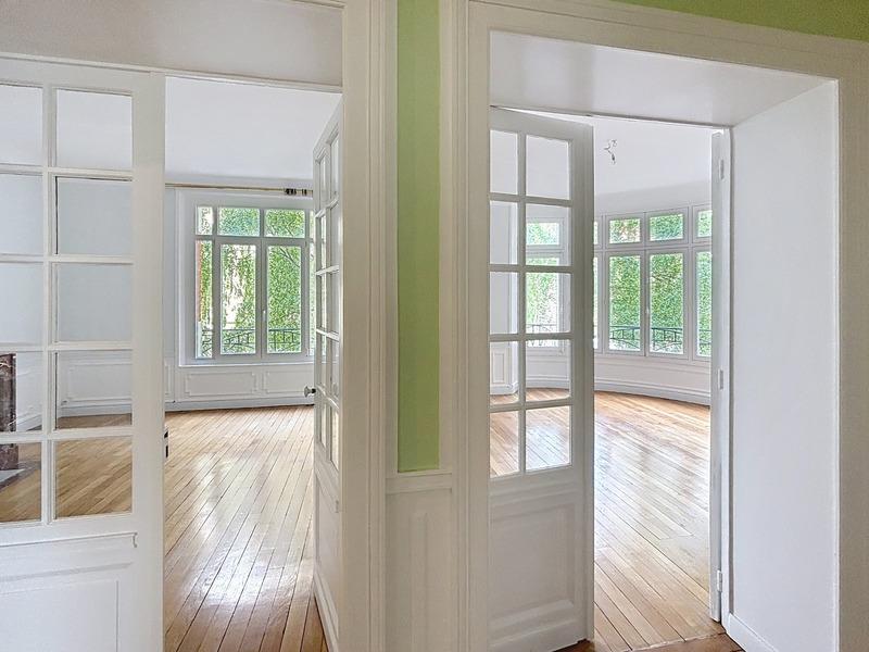 Appartement bourgeois - 134 m² - 5 pièces