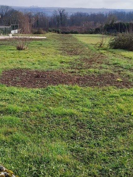 Terrain constructible - 1 704 m²