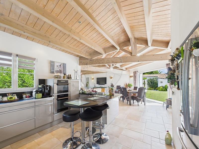 Villa - 174 m² - 7 pièces