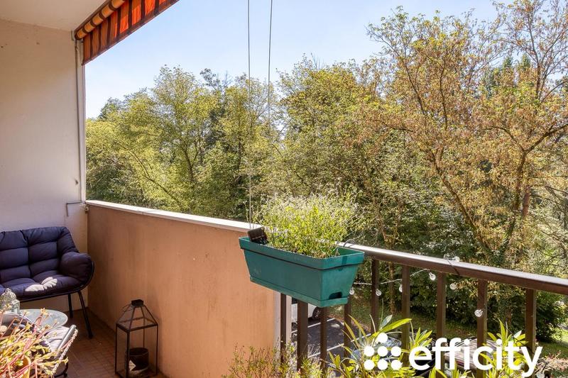 Appartement - 101 m² - 5 pièces