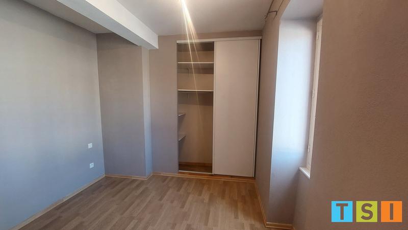 Maison - 217 m² - 7 pièces