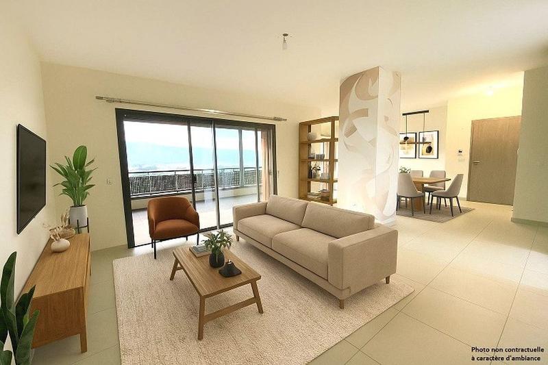 Appartement - 99 m² - 4 pièces