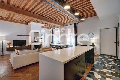 Appartement - 93 m² - 3 pièces