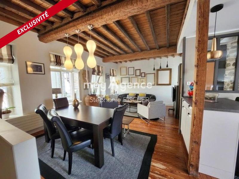 Maison en pierre - 190 m² - 9 pièces