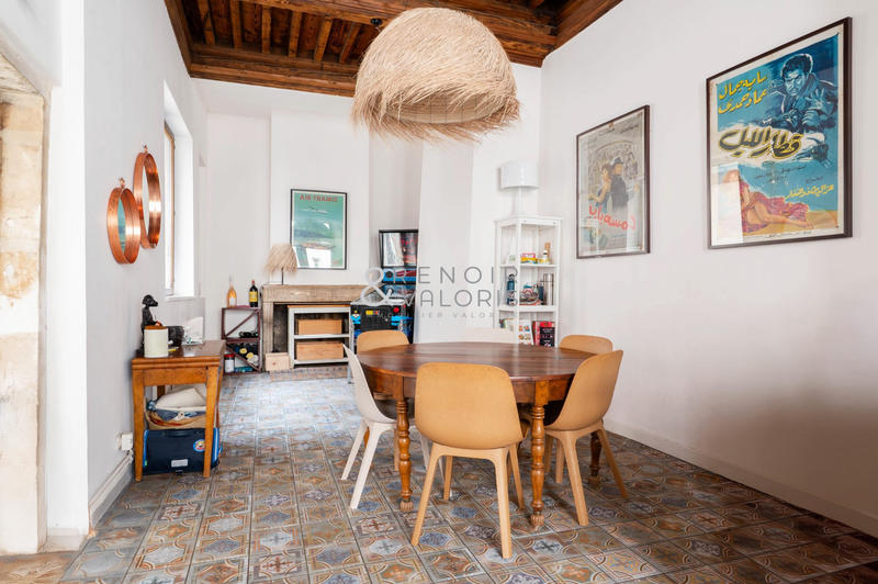 Appartement - 173 m² - 6 pièces