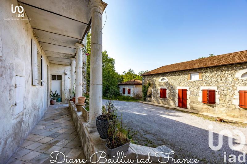 Maison - 545 m² - 12 pièces