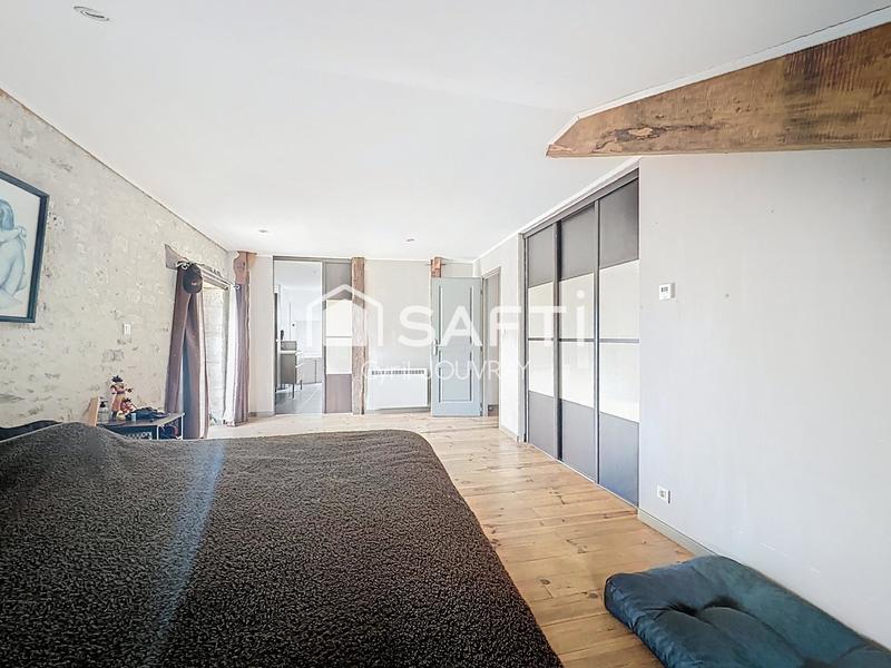 Maison - 262 m² - 6 pièces