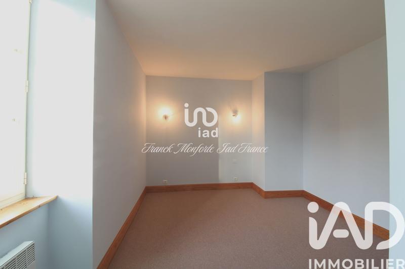 Maison - 240 m² - 8 pièces