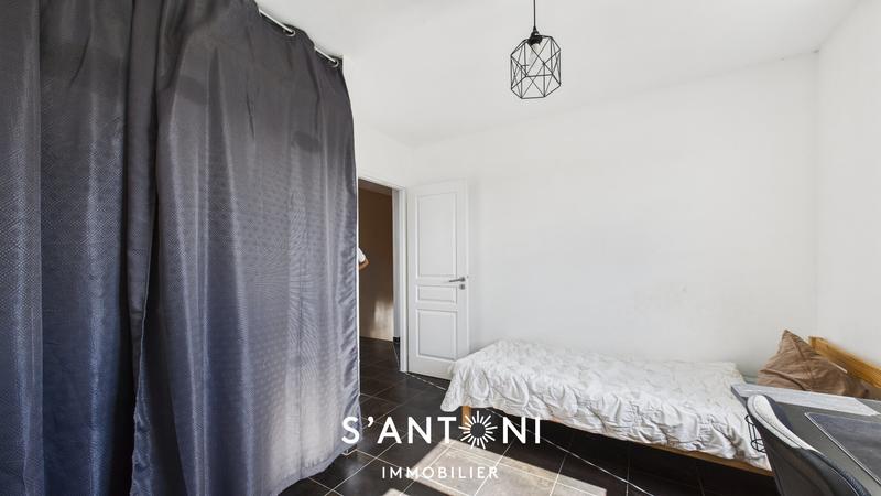 Maison - 111 m² - 5 pièces