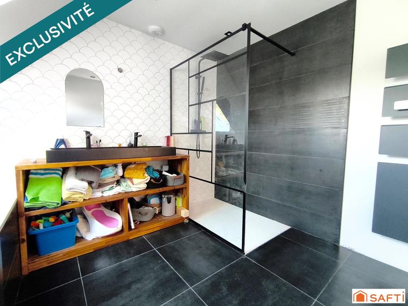 Maison - 95 m² - 4 pièces