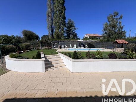 Maison - 98 m² - 5 pièces