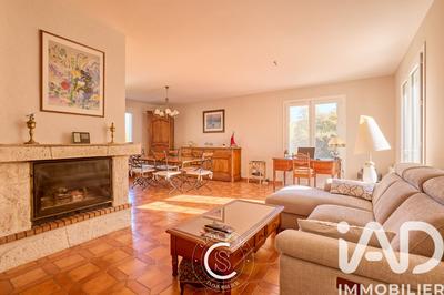 Maison - 122 m² - 4 pièces