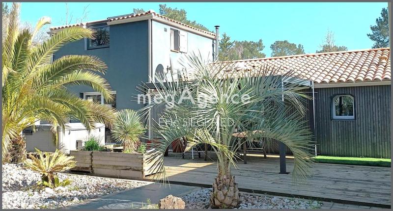 Maison - 137 m² - 7 pièces