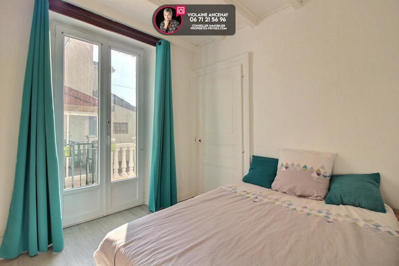 Maison - 159 m² - 8 pièces