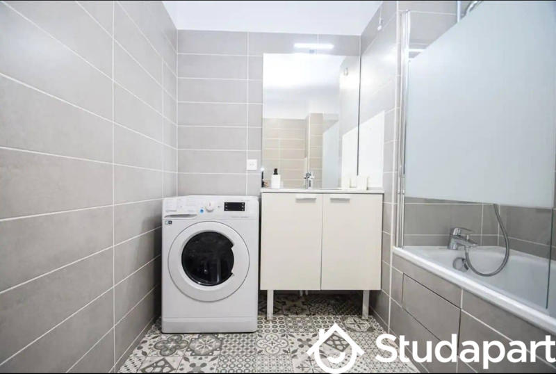 Chambre - 12 m² - 1 pièce