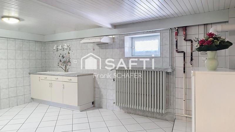 Maison - 208 m² - 7 pièces