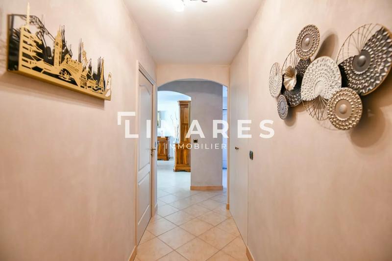 Appartement - 77 m² - 3 pièces