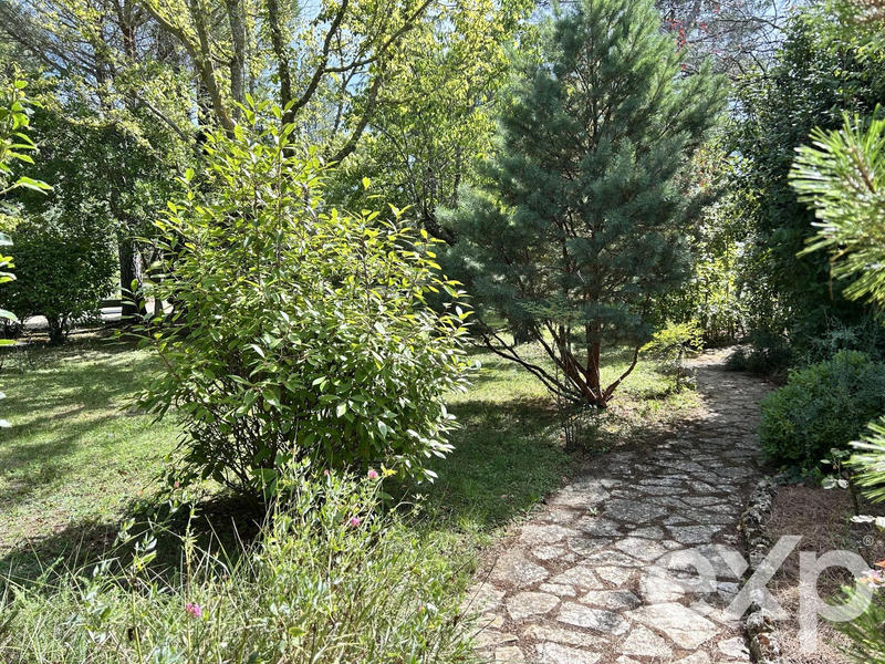 Maison - 195 m² - 6 pièces