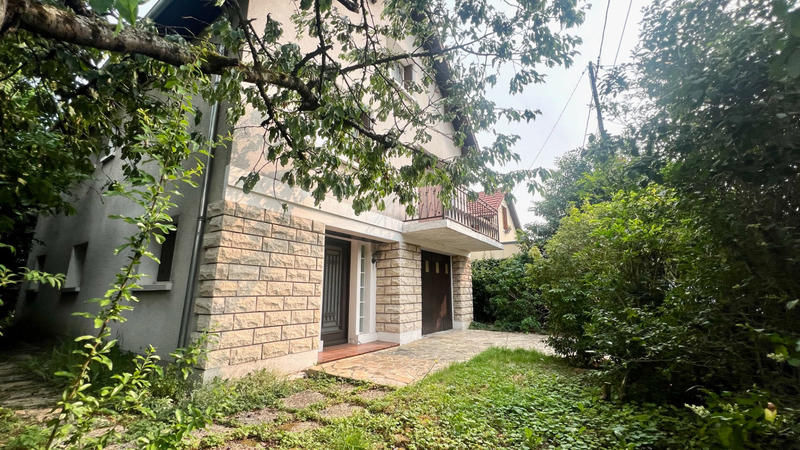 Maison - 122 m² - 7 pièces