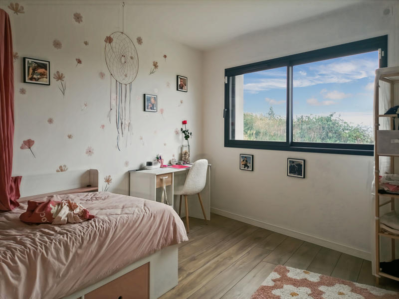 Maison - 170 m² - 5 pièces