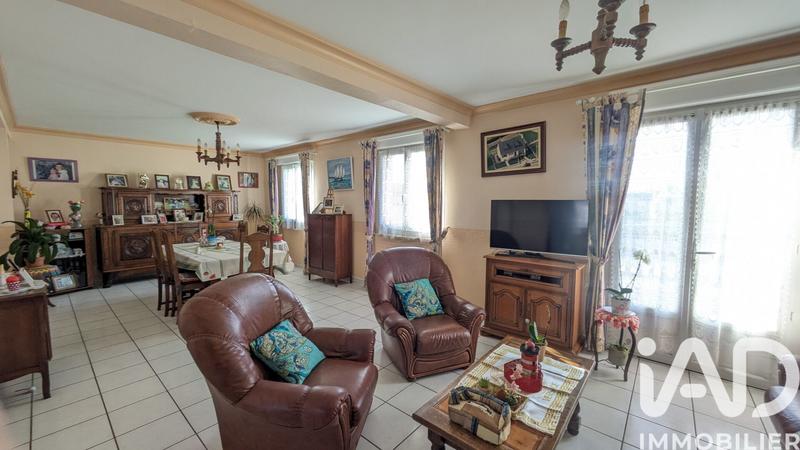 Maison - 136 m² - 6 pièces